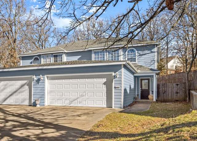 Property at 2956 & 2958 E Sterling Ct, Fayetteville, AR 72703, 3 beds, 2.5 baths