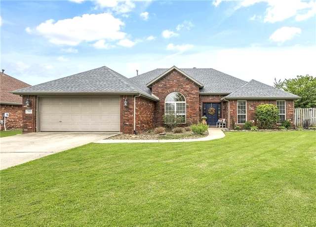 Property at 793 Buckhead Ave, Springdale, AR 72764, 3 beds, 2 baths