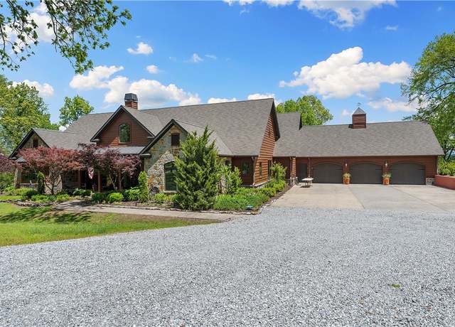 Property at 315 Buckskin Rdg, Pineville, MO 64856, 3 beds, 3 baths