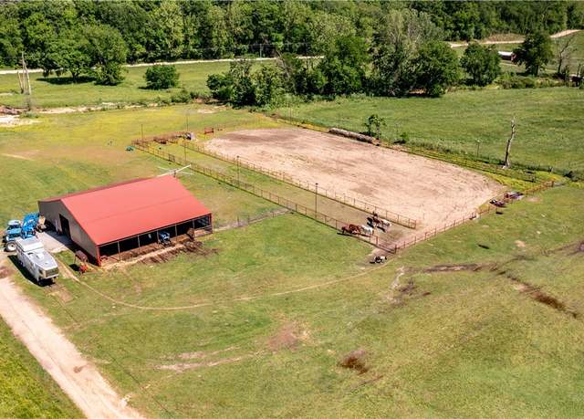 Property at 13775 Rocky Comfort Rd, Gentry, AR 72734, 3 beds, 2 baths