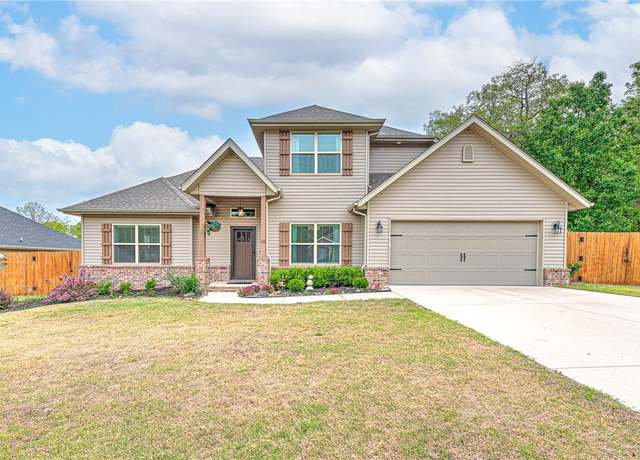 Property at 18 Taransay Cir, Bella Vista, AR 72715, 3 beds, 2.5 baths