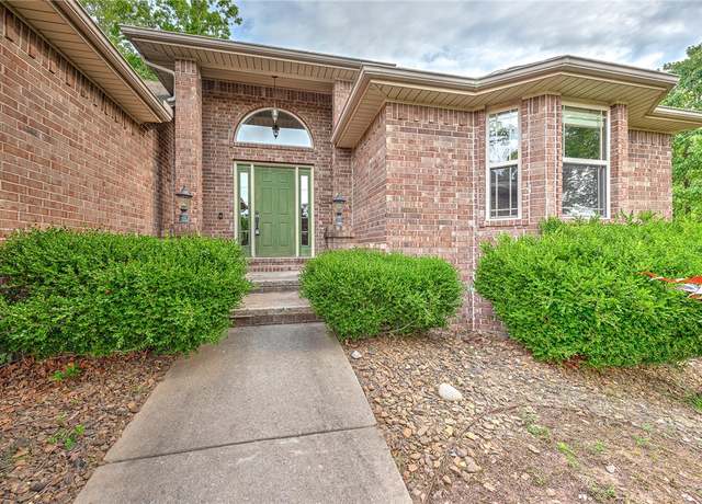 Property at 21 Sidlaw Hills Dr, Bella Vista, AR 72715, 3 beds, 2 baths