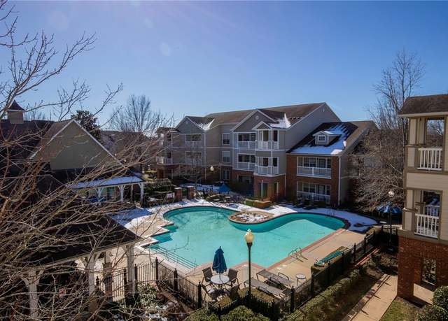 Property at 4261 Meadow Crk #303, Fayetteville, AR 72703, 2 beds, 2 baths