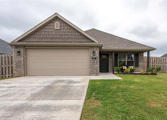Property at 61 Manhattan, Fayetteville, AR 72704, 3 beds, 2 baths