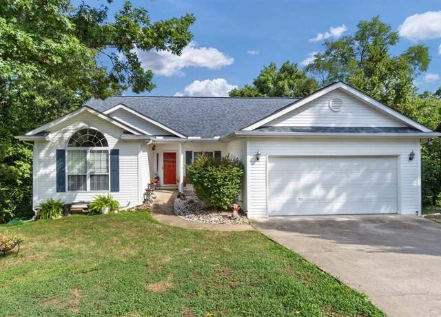 Property at 37 La Costa Dr, Holiday Island, AR 72631, 4 beds, 3 baths