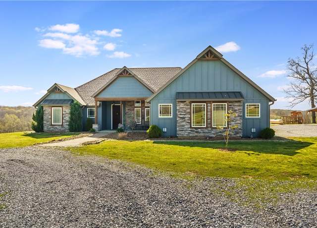 Property at 8200 S Tillys Hill Rd, Decatur, AR 72722, 4 beds, 3 baths