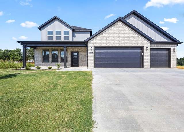 Property at 4836 Cowboy St, Springdale, AR 72762, 4 beds, 2.5 baths