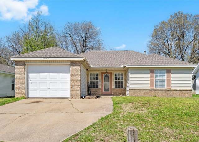 Property at 668 Marigold Ave, Springdale, AR 72764, 3 beds, 2 baths