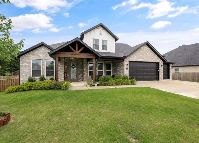 Property at 320 Bequette Ln, Centerton, AR 72719, 4 beds, 3.5 baths
