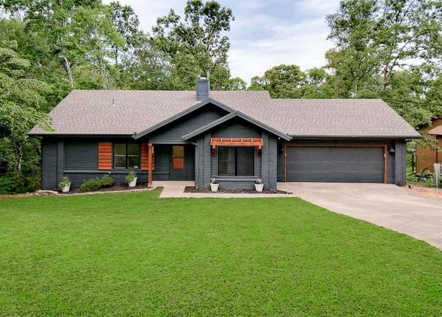 Property at 22 Glenbarr Cir, Bella Vista, AR 72715, 2 beds, 2 baths