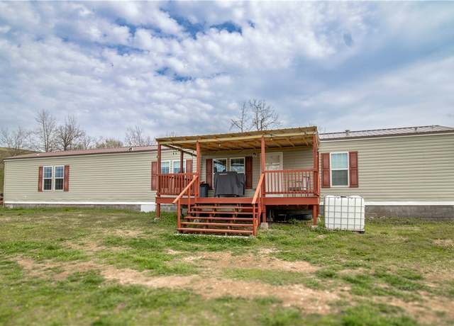 Property at 13385 Steward Rd, Siloam Springs, AR 72761, 3 beds, 2 baths