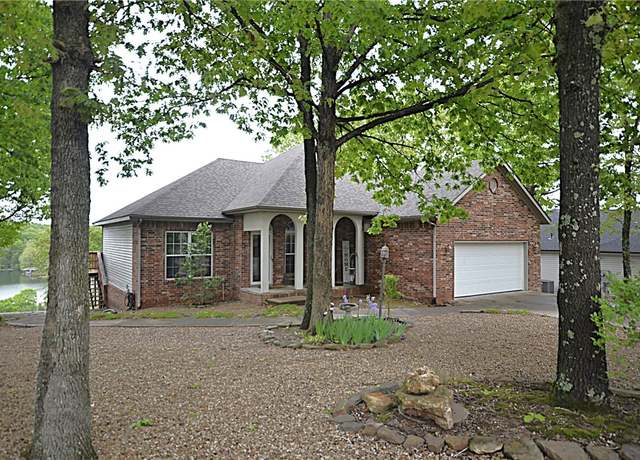 Property at 3 Evelynia Cir, Bella Vista, AR 72715, 3 beds, 3 baths