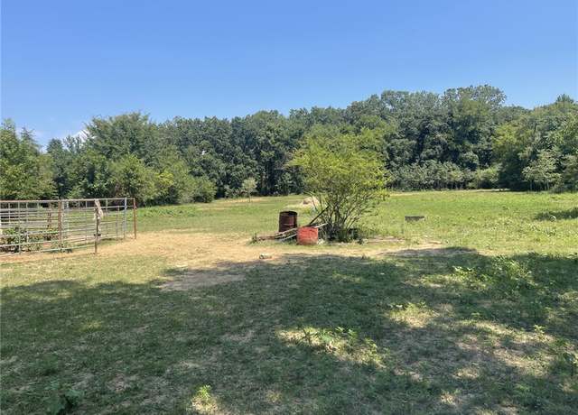Property at 409 SE 7th St, Atkins, AR 72823