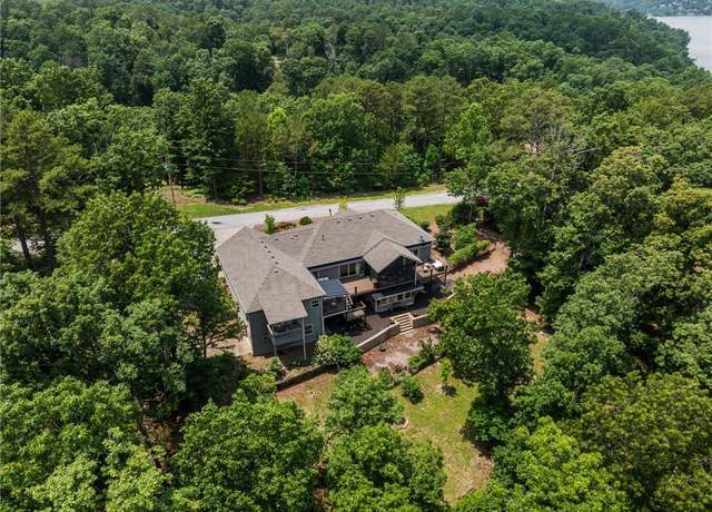 Property at 8252 Hickory Tree Ln, Rogers, AR 72756, 3 beds, 4 baths