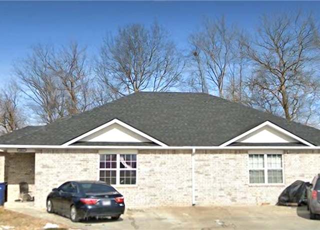 Property at 601 Paige Pl, Siloam Springs, AR 72761, 3 beds, 2 baths