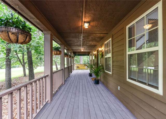 Property at 1 Woodstock Ln, Bella Vista, AR 72714, 3 beds, 2 baths