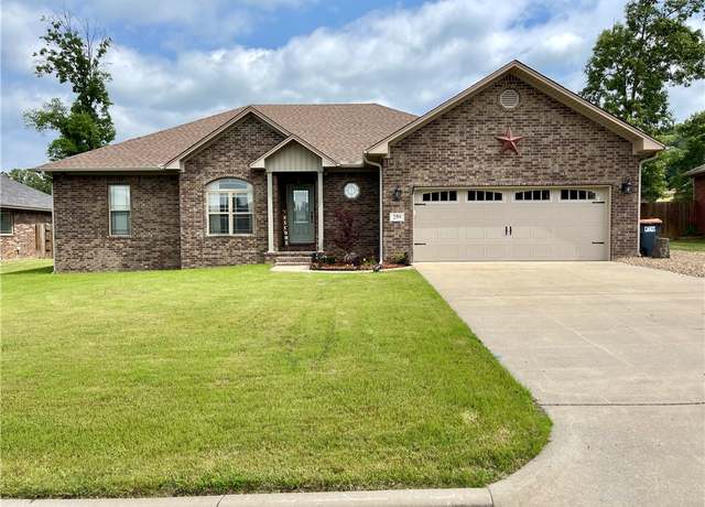 Property at 259 Cottonwood Ln, Russellville, AR 72802, 3 beds, 2 baths