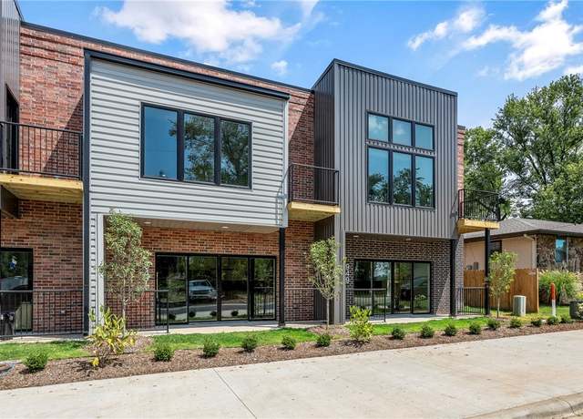 Property at 947 SE 10th St, Bentonville, AR 72712, 3 beds, 2.5 baths