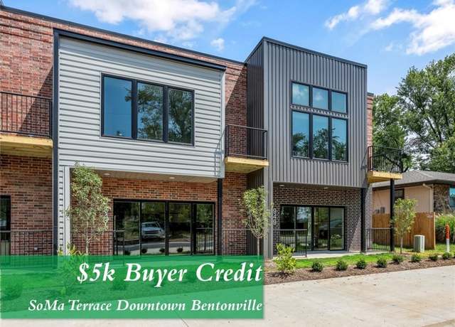 Property at 947 SE 10th St, Bentonville, AR 72712, 3 beds, 2.5 baths