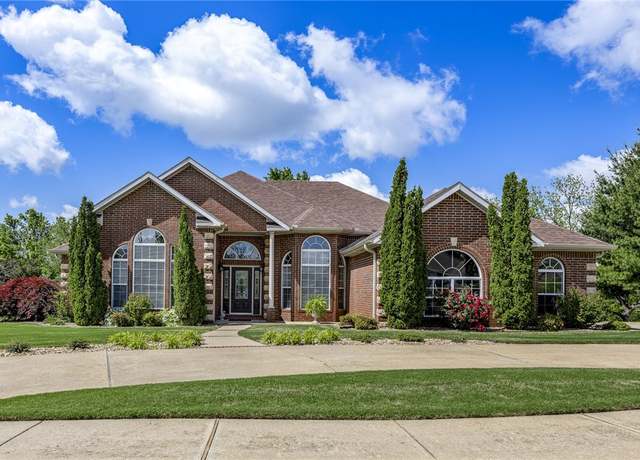 Property at 5 Glenbrook, Bentonville, AR 72712, 4 beds, 3.5 baths