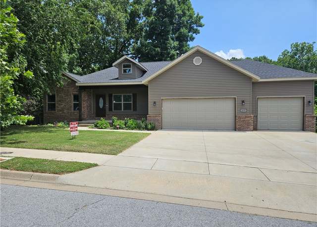 Property at 1070 Nemett Cir, Pea Ridge, AR 72751, 4 beds, 3 baths