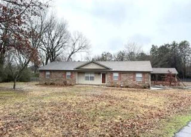 Property at 49 Davis Trace Rd, Russellville, AR 72802, 3 beds, 2 baths