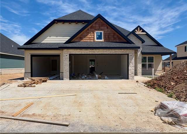 Property at 1240 Red Maple St, Centerton, AR 72719, 4 beds, 3.5 baths