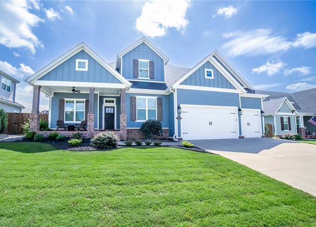 Property at 6413 62nd St, Rogers, AR 72758, 4 beds, 3 baths