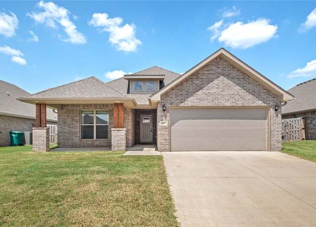Property at 931 Sundance Ln, Centerton, AR 72712, 3 beds, 2 baths