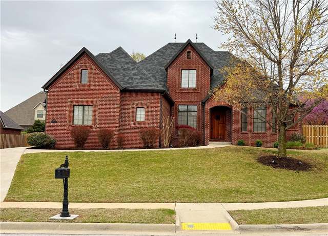 Property at 3374 Waterstone Dr, Fayetteville, AR 72764, 4 beds, 3.5 baths