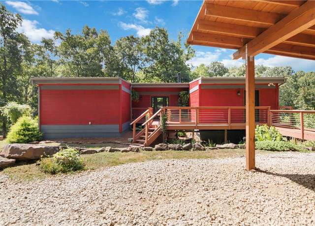 Property at 18544 Bug Scuffle Rd, West Fork, AR 72774, 4 beds, 3 baths
