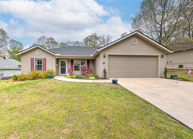 Property at 10 Slaggford Ln, Bella Vista, AR 72714, 3 beds, 2 baths