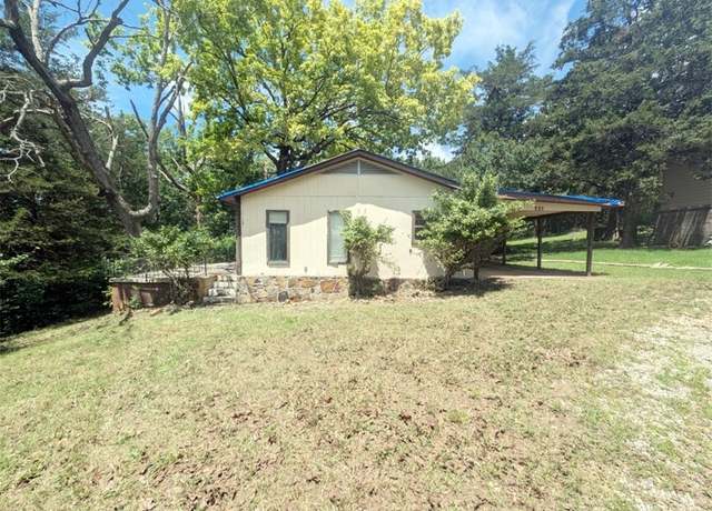Property at 116 Lakeland, Bull Shoals, AR 72619, 3 beds, 2 baths