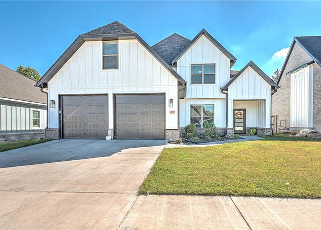 Property at 1701 S 23rd Pl, Rogers, AR 72758, 4 beds, 3 baths