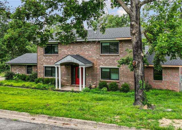 Property at 1801 Kimberly Pl, Bentonville, AR 72712, 4 beds, 2.5 baths