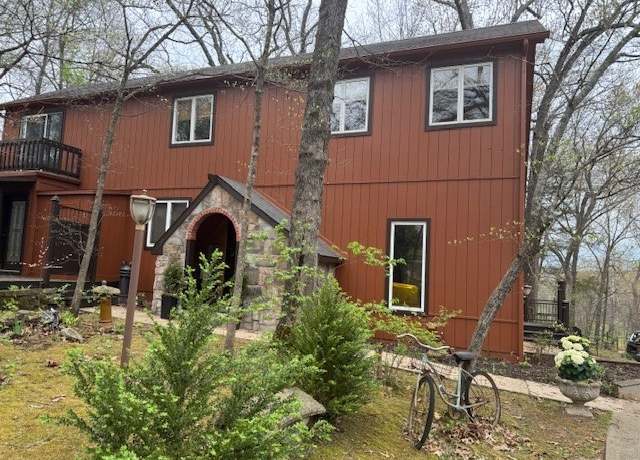 Property at 2104 Surrey Ln, Harrison, AR 72601, 4 beds, 3.5 baths