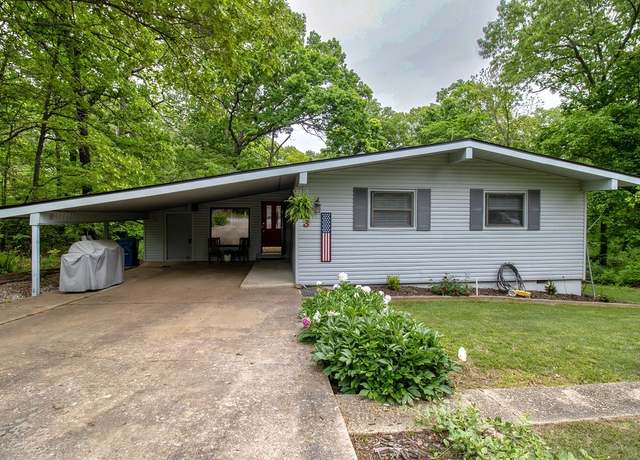 Property at 3 Lancaster Dr, Bella Vista, AR 72715, 2 beds, 2 baths