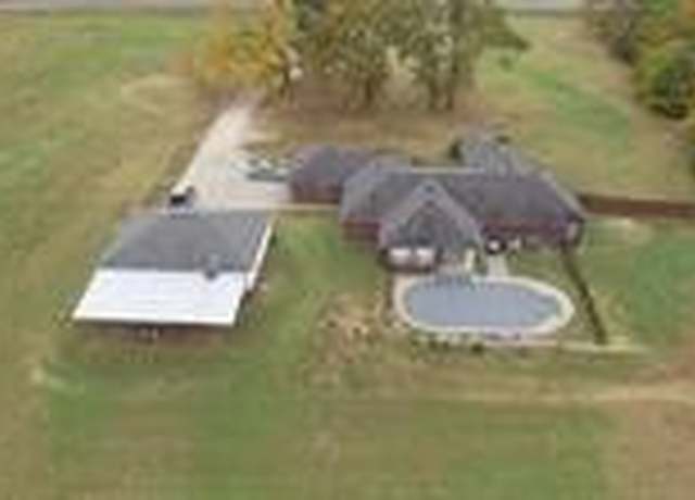 Property at 5121 E State Hwy 22, Paris, AR 72855, 3 beds, 2.5 baths