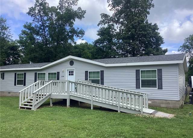 Property at 22168 Highway 62, Garfield, AR 72732, 4 beds, 3 baths