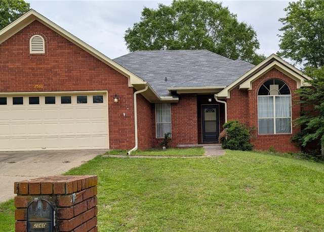Property at 2560 Jayme Cir, Conway, AR 72032, 3 beds, 2 baths