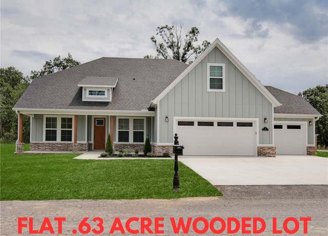Property at 15 Dickenshire Dr, Bella Vista, AR 72714, 4 beds, 3 baths