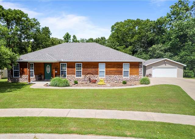 Property at 950 Nemett Cir, Pea Ridge, AR 72751, 3 beds, 2 baths