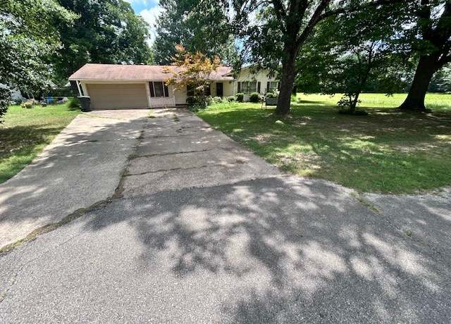 Property at 219 Maurita, Jonesboro, AR 72401, 3 beds, 1 bath