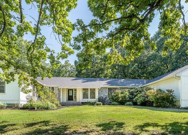 Property at 1500 N Canterbury Rd, Fayetteville, AR 72701, 5 beds, 2.5 baths
