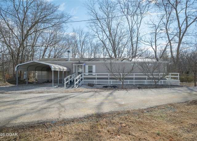 Property at 102 Oak Dr, Pineville, MO 64856, 2 beds, 2 baths