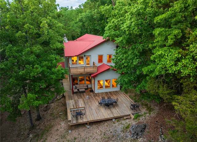 Property at 9151 Bay Ridge Ln, Garfield, AR 72732, 3 beds, 2.5 baths