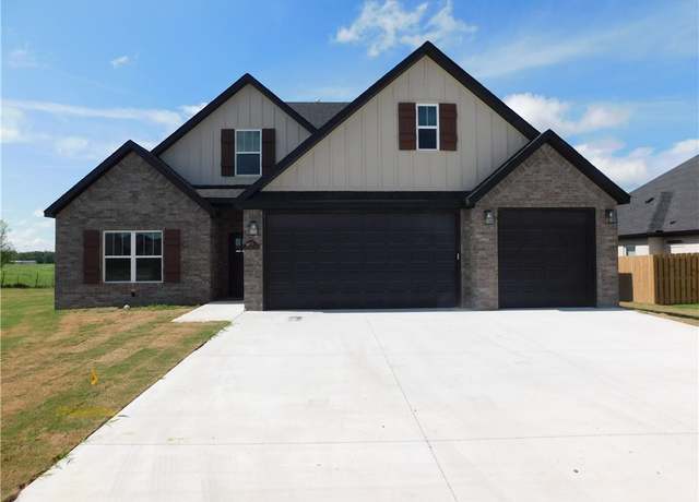 Property at 795 Bellagiola Ave, Tontitown, AR 72762, 5 beds, 2 baths