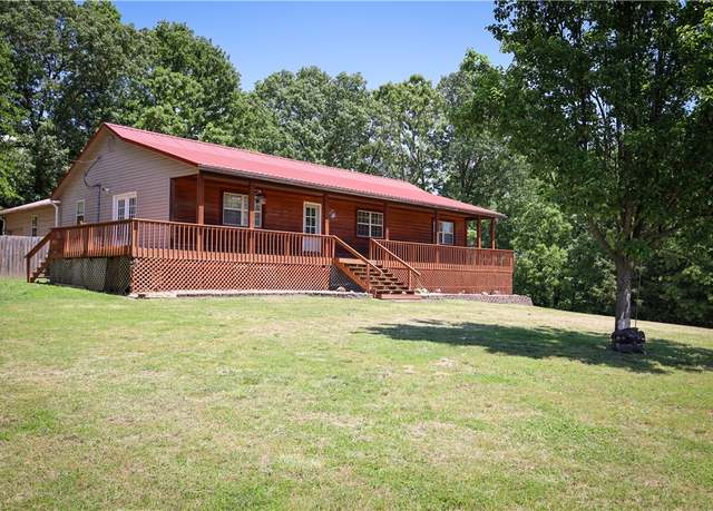 Property at 1095A Sansing Hollow Rd, Harrison, AR 72601, 5 beds, 3 baths