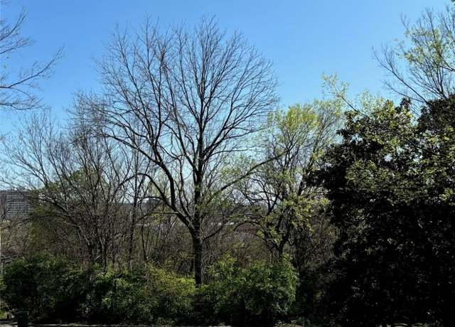 Property at W Mount Nord St, Fayetteville, AR 72701
