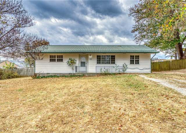 Property at 5410 Eastwood Dr, Harrison, AR 72601, 3 beds, 1 bath
